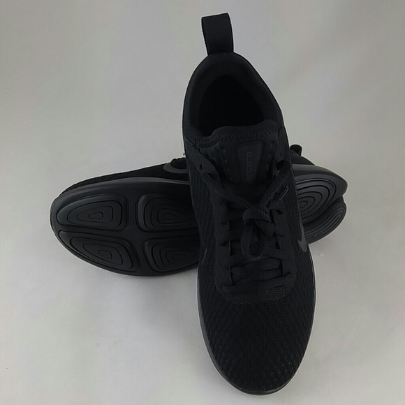 Nike Women's Air Max Kantara Black 6.5 Nike Women's Air Max Kantara Black 6.5